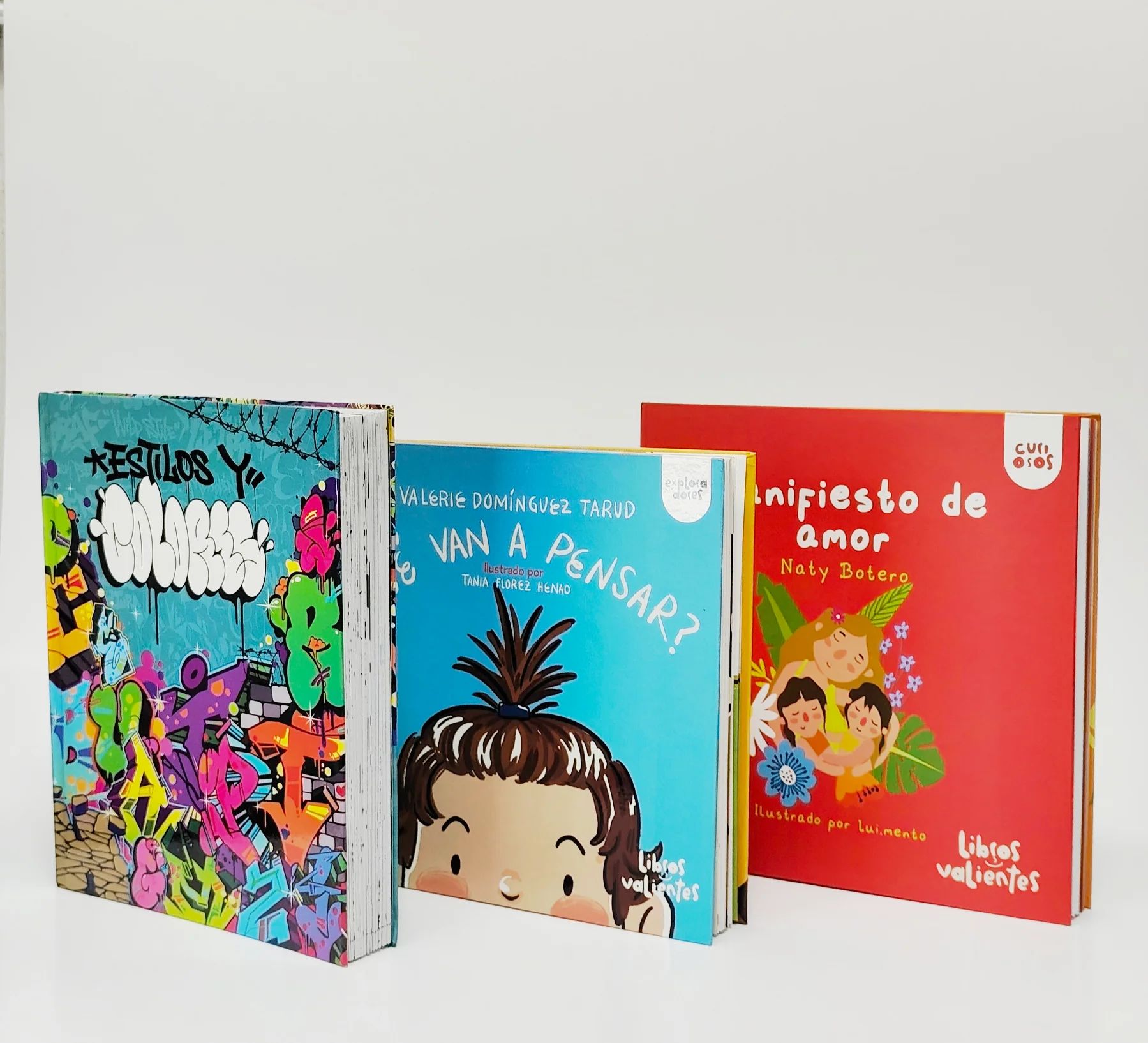Estilos y Colores, hardcover with illustrated spine, printed at Rocco Gráficas · Medellín
